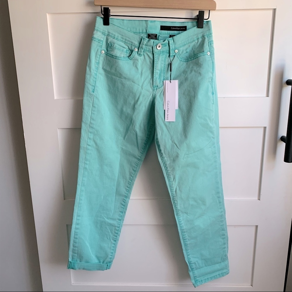 CALVIN KLEIN | NWT Skinny Cropped Aqua Midrise Jeans sz 4